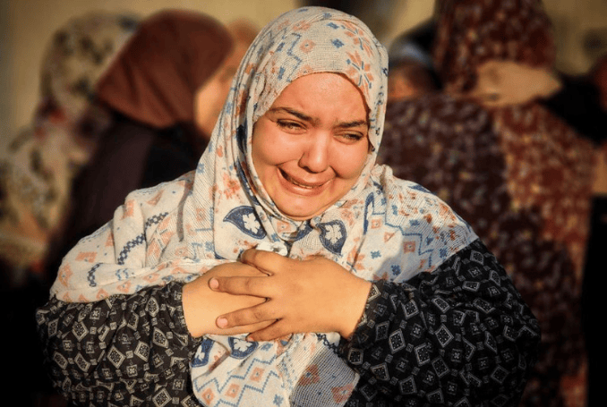 https://www.palestinechronicle.com/gaza-live-blog-israel-continues-to-target-schools-hospitals-clashes-in-gaza-netanyahu-rejects-international-pressure-day-37/